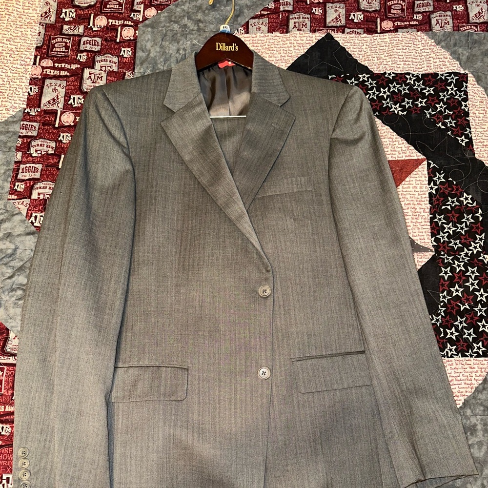 Men’s suits - Picture 1 of 9